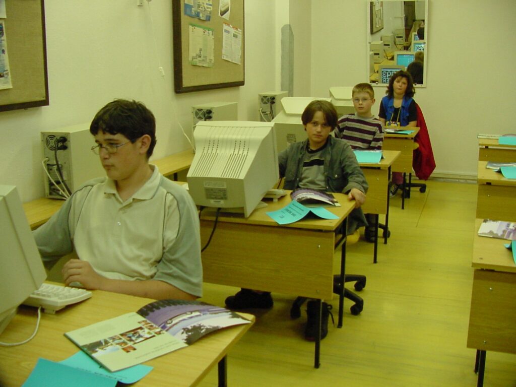 Soutěž dětí v malování na PC – Cvrček